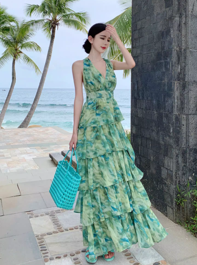 Green halo halter neck backless dress for seaside vacation R1597