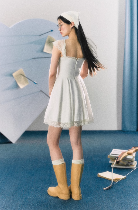 French pure desire style white lace waist slimming suspender dress R3321