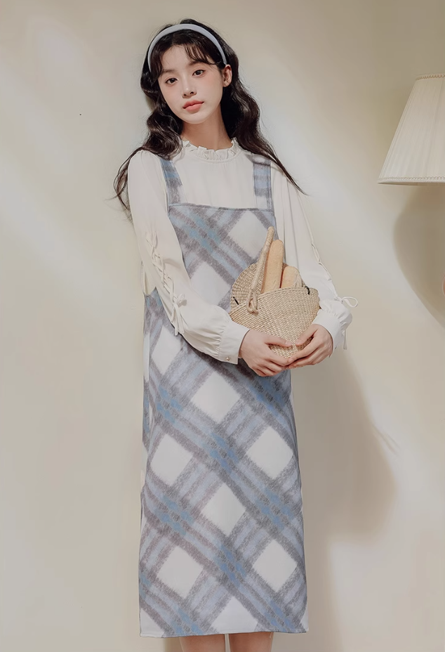 French sweet suspender plaid dress 2025 new popular beautiful suit skirt R2385