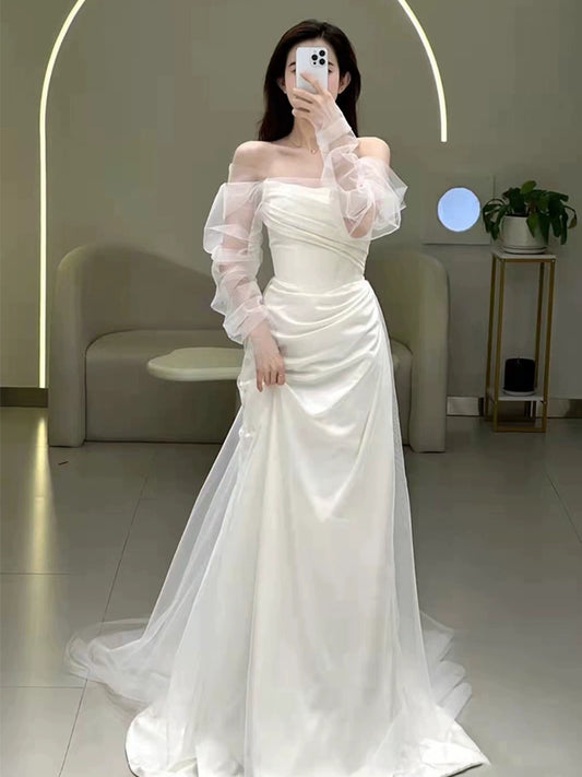 Off Shoulder Long Sleeves Wedding Dresses Long Bridal Gown      S7216