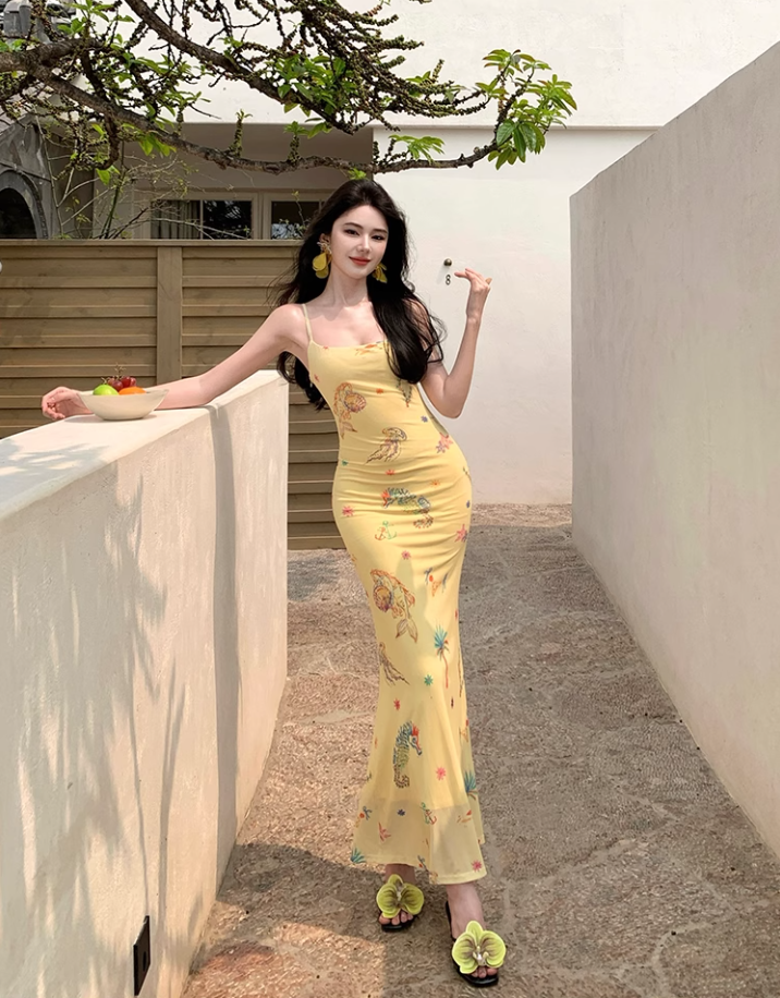 Yellow suspender dress 2025 sexy slim long skirt waist hip skirt R0582