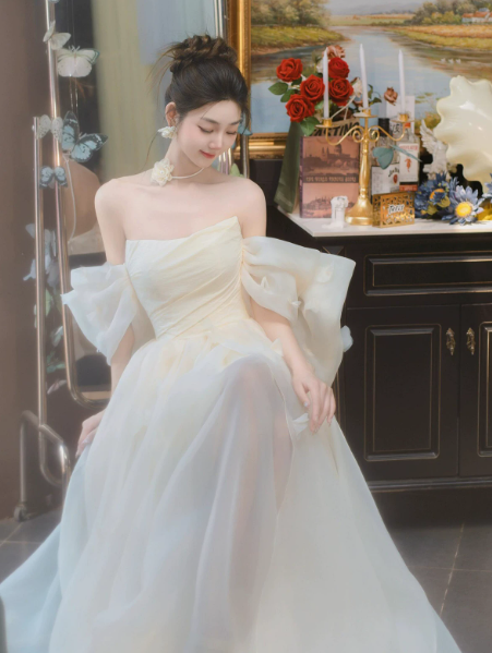 Cute White A-Line Off-the-shoulder Tulle Corset Maxi Wedding Dress RS1165