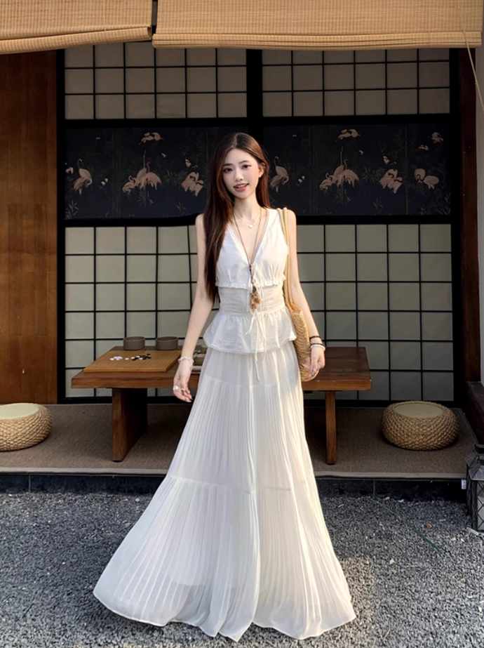 Fairy's complete outfit: strappy v-neck lace vest skirt two-piece set R1738