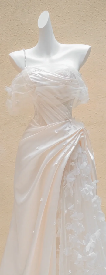 White elegant one-shoulder slim waist sexy long dress bridal gown R5742