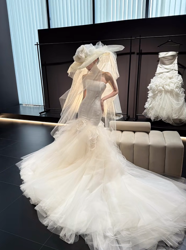 White tube top waist hip sexy fishtail skirt long dress bridal dress R6036