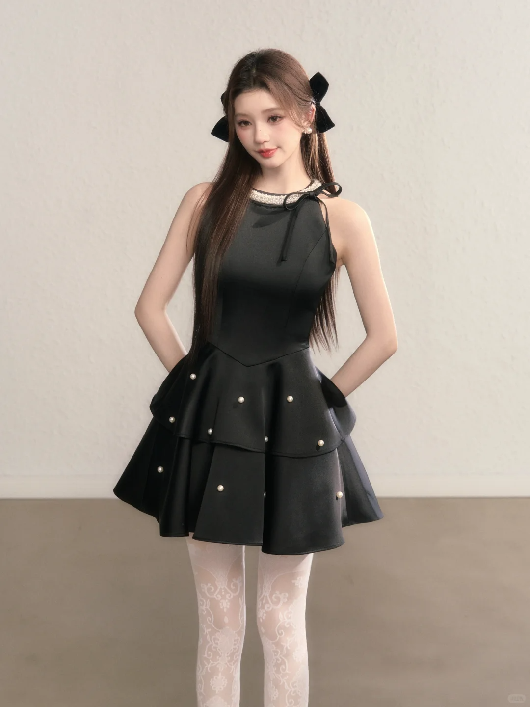 Black sleeveless slim waist A-line short skirt homecoming dress R5404