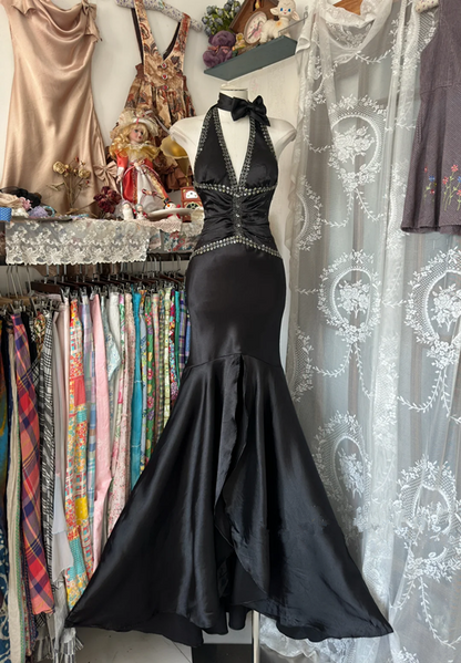 Black halter neck satin waist slim retro hip fishtail maxi ball gown R6216