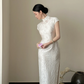 White Chinese-style, waist-cinched, slim-fit, elegant prom dress R7961