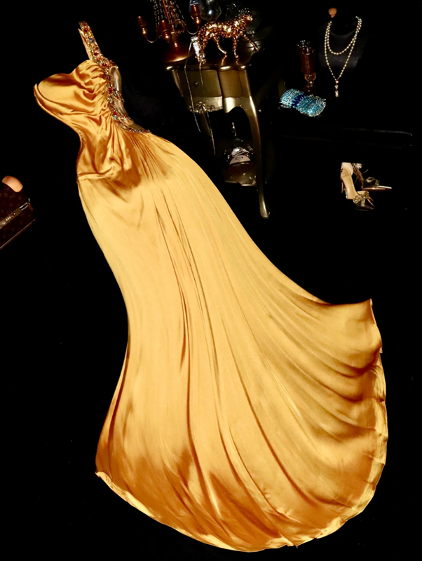 Gold satin one-shoulder fitted waist elegant long ball gown R6854