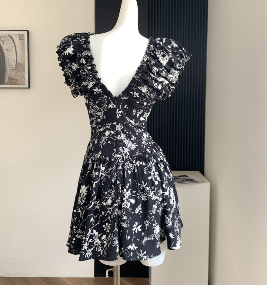 French floral V-neck short dress for women summer ruffled skirt R1991