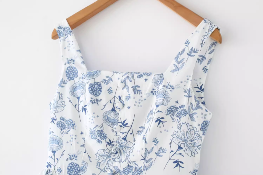 New antique style blue and white porcelain floral pattern niche slimming waist cinching suspender dress new R2878