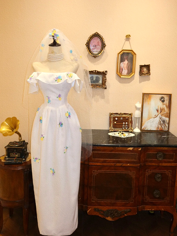 White off-the-shoulder fitted waist bodycon long wedding dress R6576