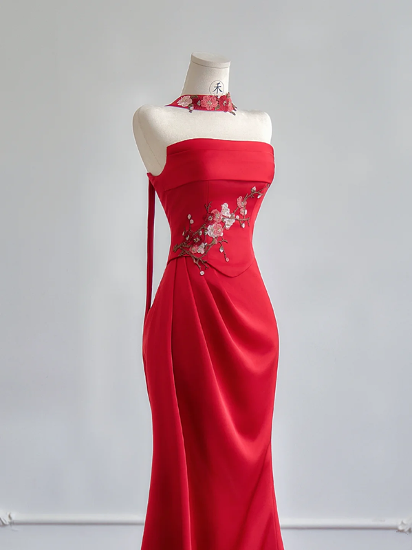 Red strapless, fitted waist, elegant long ball gown R8170