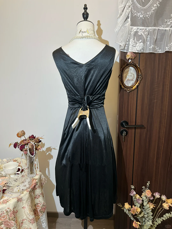 Black sleeveless satin waist slim maxi dress for homecoming R4313