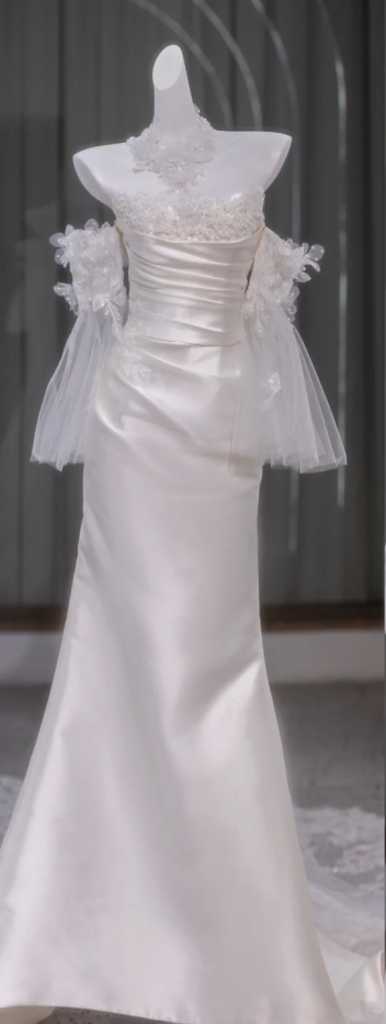 White one-shoulder beaded waist slim satin maxi bridal gown R5782