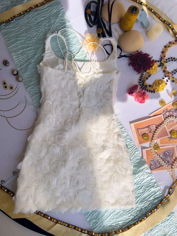 White suspenders three-dimensional flowers waist slimming short skirt homecoming dress R5045