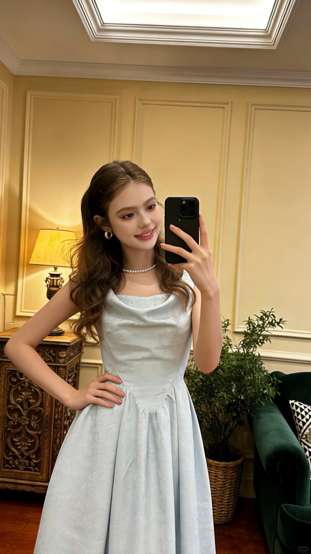 Light blue sleeveless fitted long ball gown R8832