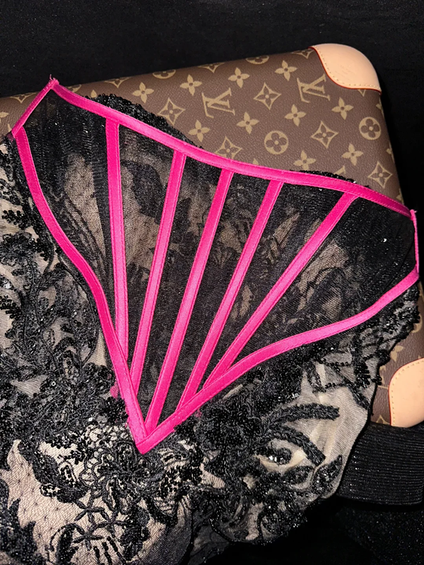 Black lace strapless fitted waist bodycon sexy long ball gown R6415