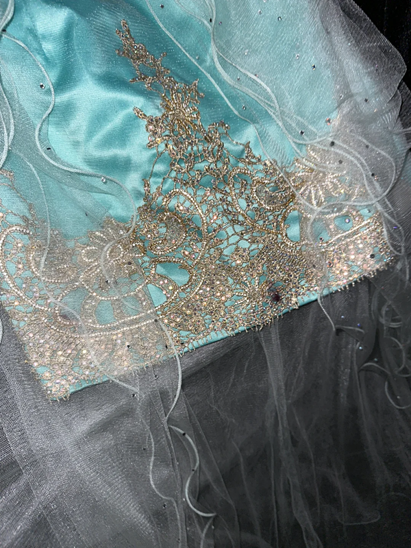 Lake blue dress with gold floral pattern, strapless, fitted waist, short ball gown R6895