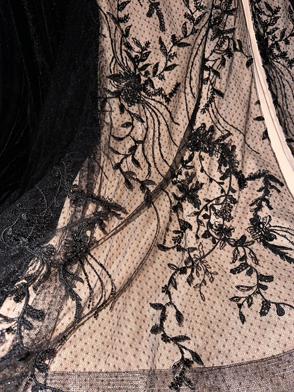 Black lace strapless fitted waist bodycon sexy long ball gown R6415