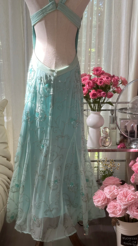 Light blue halter-neck, fitted, backless, long ball gown R7762
