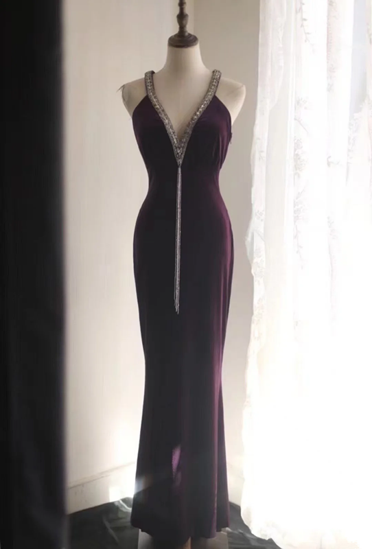 Deep purple halter-neck fitted bodycon long ball gown R6775