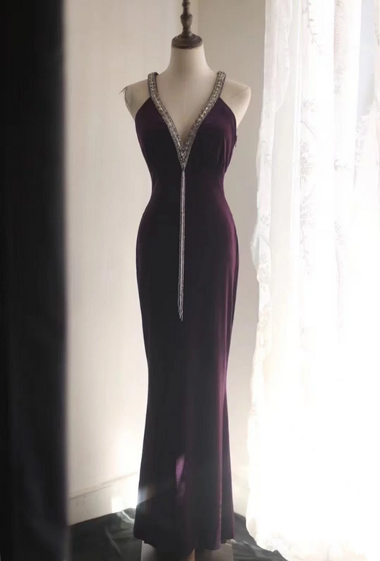 Deep purple halter-neck fitted bodycon long ball gown R6775