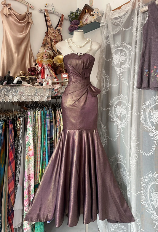 Deep purple-brown halter-neck fitted fishtail gown, ball gown R6257