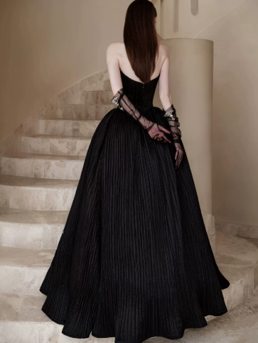 Elegant Black Beaded Prom Gown , Pretty Strapless Maxi Evening Dress RS1346