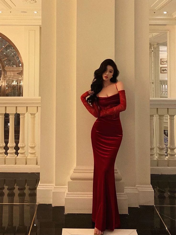 Sexy Sheath Spaghetti Straps Lace Red Velvet Evening Dresses Birthday Outfits With Gloves       S5424