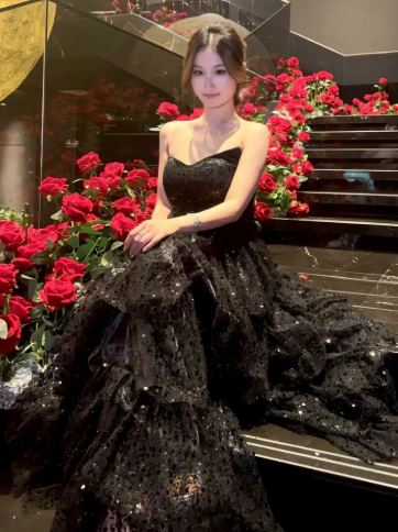 French Chic Black Prom Gown , Glitter Tulle Sequins Maxi Evening Dress RS1359