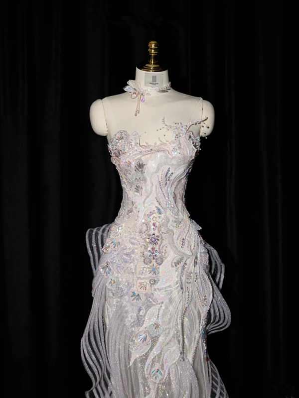 White strapless fitted long ball gown/bridal dress R8953