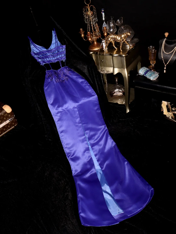 Purple halter-neck fitted satin long ball gown R6856
