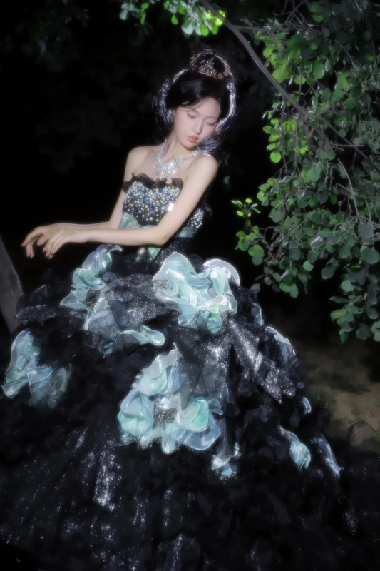 Light blue strapless fitted waist elegant ball gown with a full skirt, bridal dress R7249