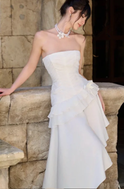 White tube top slim waist slimming asymmetrical flowing skirt short skirt homecoming dress R4477