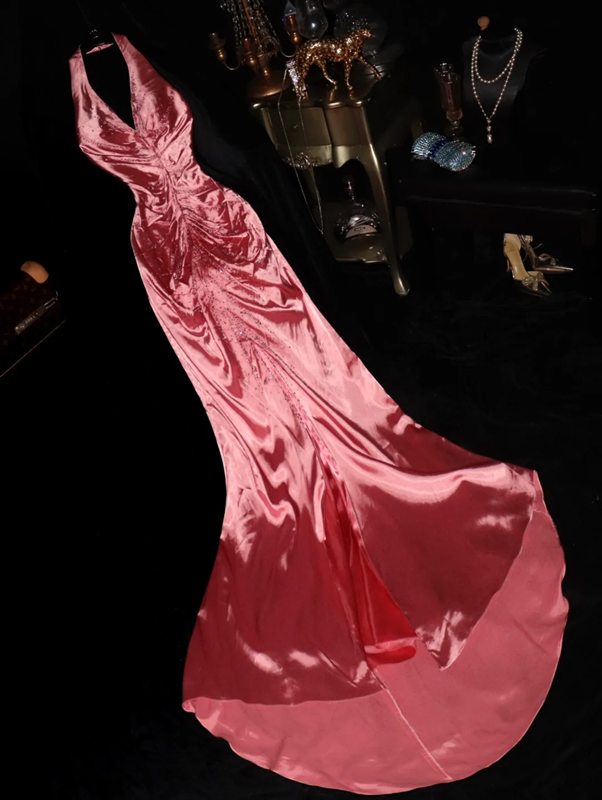 Pink halter neck fitted waist long satin ball gown R6416