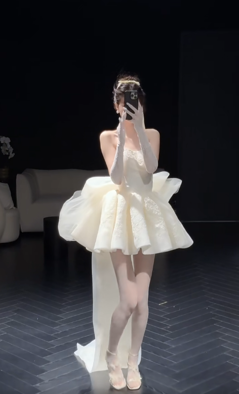 White tube top waist slimming fluffy cute gentle princess skirt homecoming dress R4155