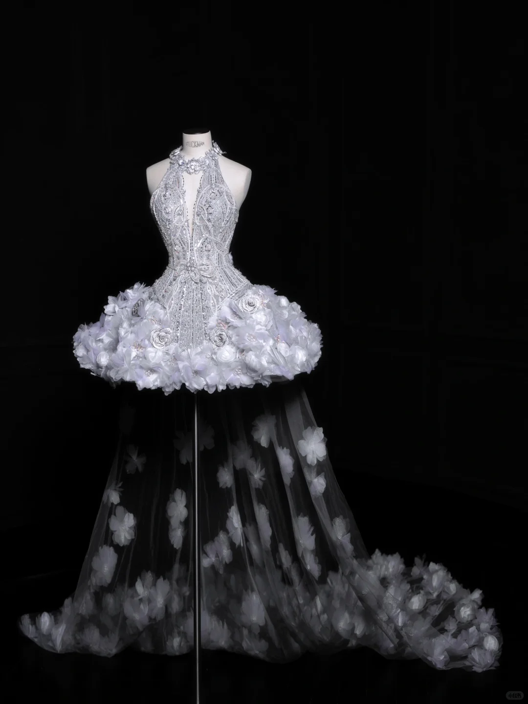 Silver halterneck diamond sequined open back sexy waist puffy skirt homecoming dress R4126