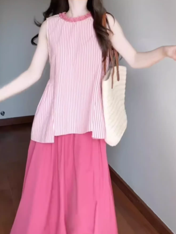 A set of gentle pink striped sleeveless top a-line skirt beautiful suit R0782