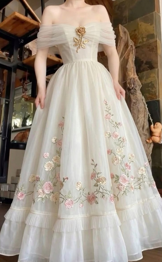 Pretty Ivory A-Line Bateau Floral Pattern Tulle Corset Maxi Wedding Dress RS1509