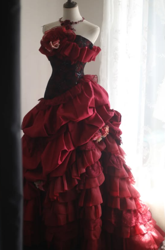 Luxury Burgundy Prom Gown , Pleated Elegant Bodycon Maxi Evening Dress RS1533