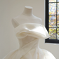 Off-white strapless fitted waist slim-fitting ball gown/bridal dress R8529