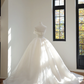 Off-white strapless fitted waist slim-fitting ball gown/bridal dress R8529