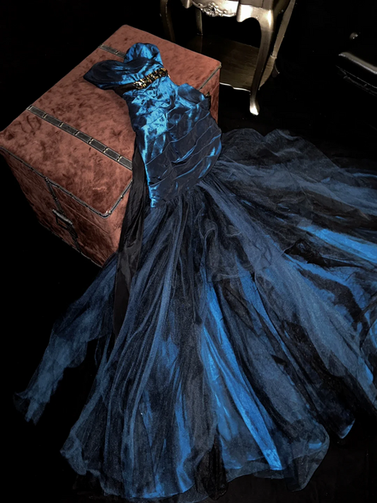 Navy blue strapless, fitted waist, bodycon long ball gown R7057