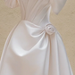White satin one-shoulder slim waist long dress bridal gown R5745