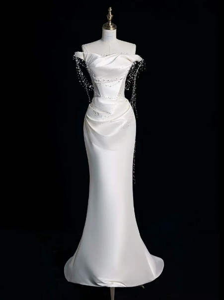 Elegant White Mermaid Bateau with Beading Long Wedding Dress RS134