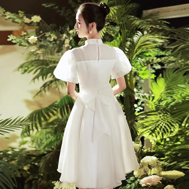 Minimalist White Homecoming Dress , Puff Sleeves Elegant Corset Short Prom Dress RS1599