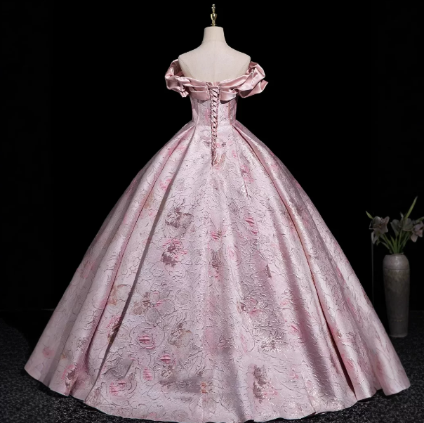 Pink Gorgeous Prom Gown , Silky Satin Printed Pattern Maxi Quinceanera Dress RS1641