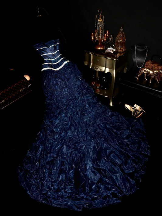 Navy blue strapless, fitted waist, alluring and sexy long ball gown R6938