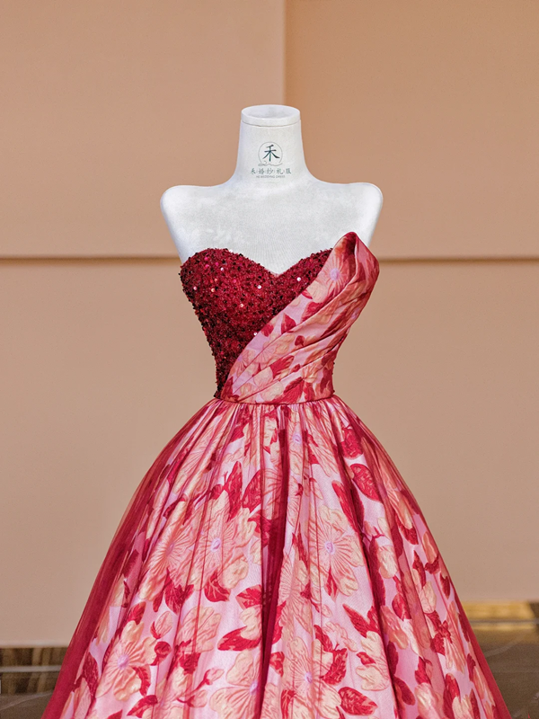 Red strapless, fitted waist, long ball gown with a full skirt R8380